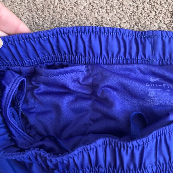 Women’s Nike Tempo Shorts - XS - NEW WITH TAGS - Picture 7 of 7